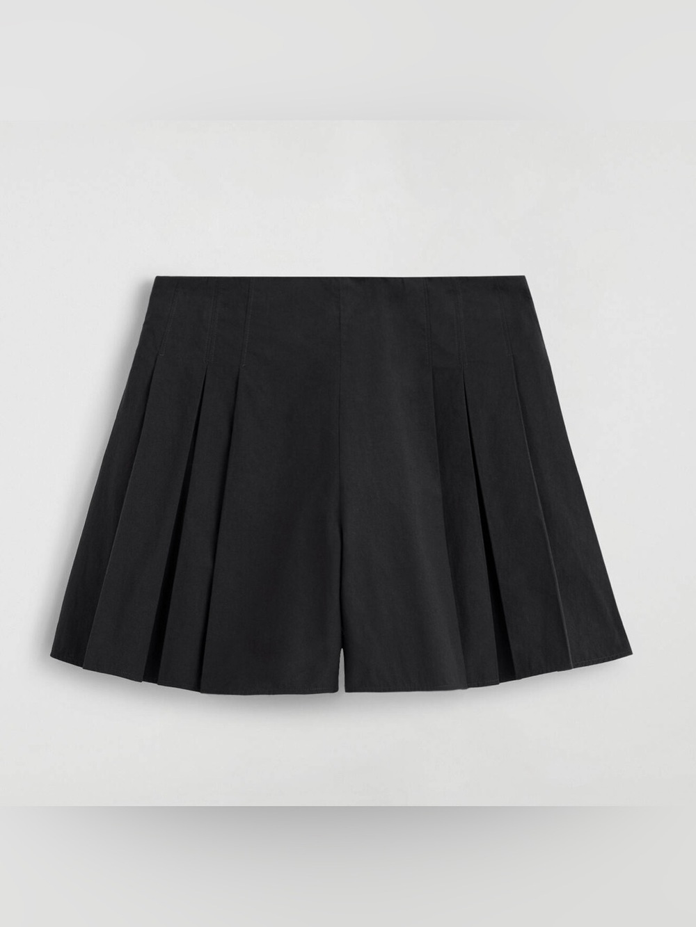COS Black Pleated Shorts / Skort MSRP $110 Cotton Shorts Size 4